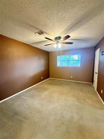 609 Roene Lane, West Columbia, TX 77486