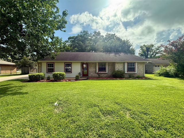 609 Roene Lane, West Columbia, TX 77486