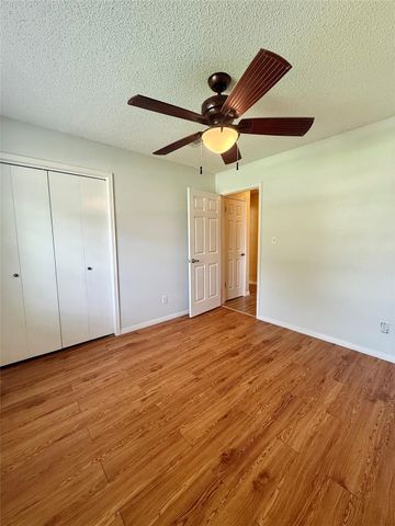 609 Roene Lane, West Columbia, TX 77486