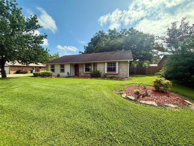 609 Roene Lane, West Columbia, TX 77486