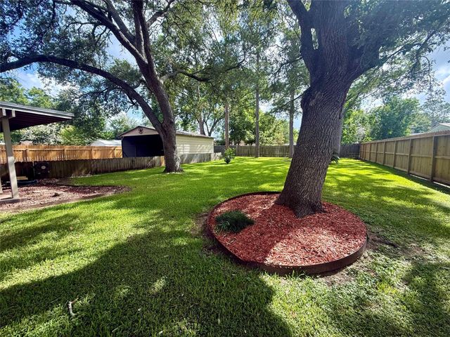609 Roene Lane, West Columbia, TX 77486