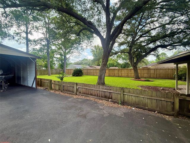 609 Roene Lane, West Columbia, TX 77486