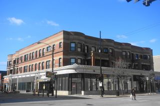 1008 W Argyle Street 2E, Chicago, IL 60640