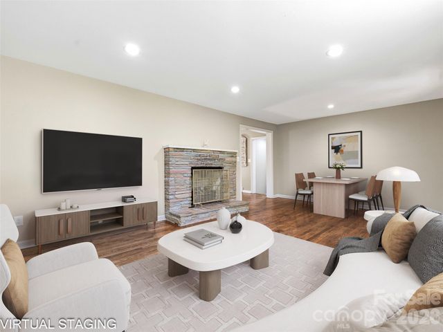 66 Hampden Road, Asheville, NC 28805