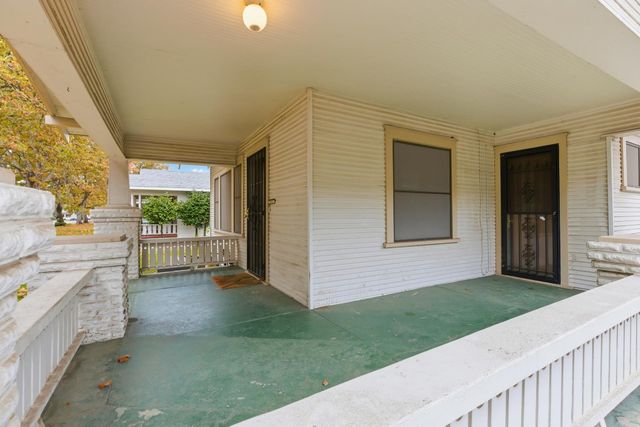 399 Flower St, Turlock, CA 95380