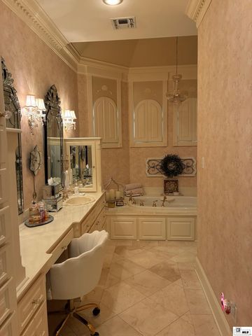 220 CRESTVIEW DRIVE, Choudrant, LA 71227