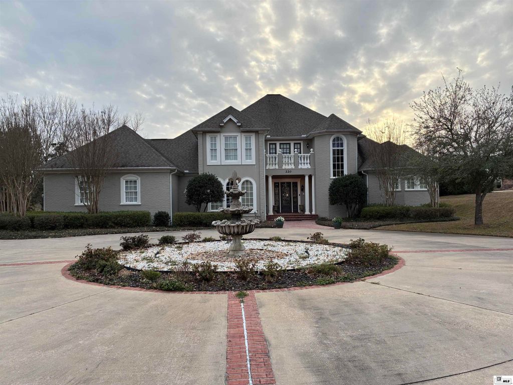 220 CRESTVIEW DRIVE, Choudrant, LA 71227