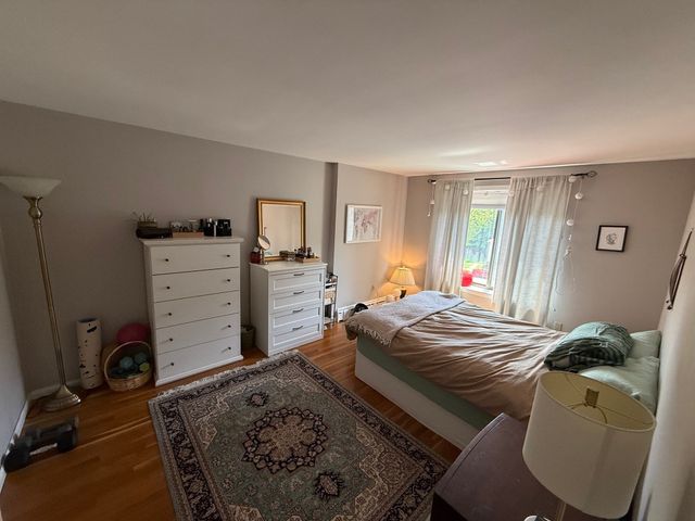 128 Pleasant St 201, Arlington, MA 02476