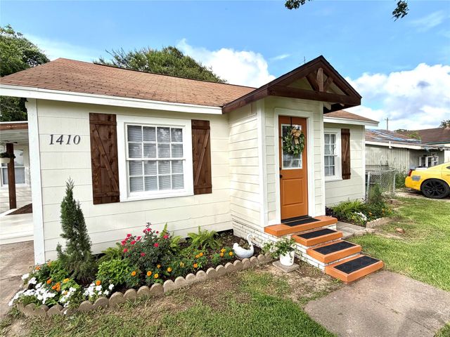 1410 N Gulf Boulevard, Freeport, TX 77541