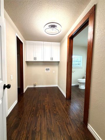 1410 N Gulf Boulevard, Freeport, TX 77541