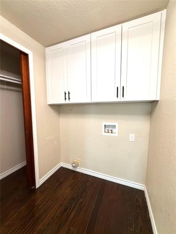 1410 N Gulf Boulevard, Freeport, TX 77541