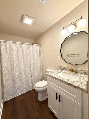 1410 N Gulf Boulevard, Freeport, TX 77541