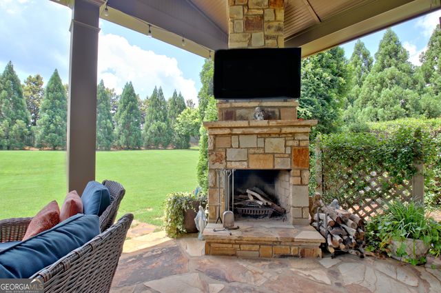 365 Swains Drive, Peachtree City, GA 30269