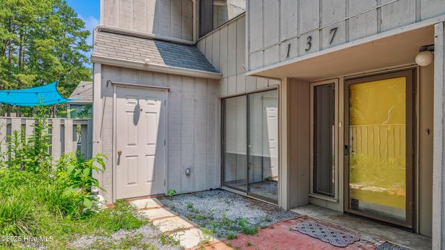 137 Mallards Cove, Vass, NC 28394