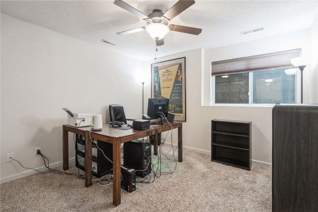 4406 Quail Trail Drive, Marion, IA 52302