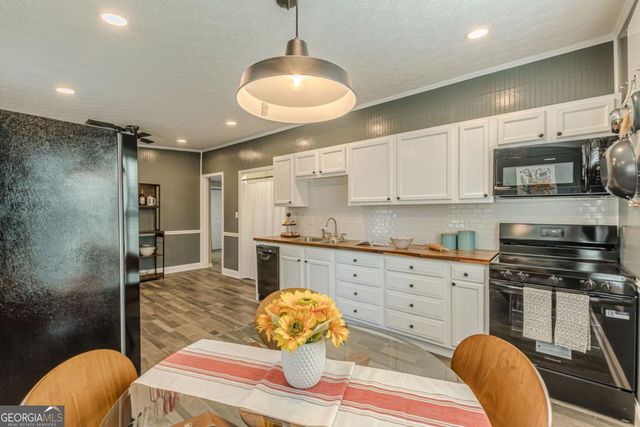 3297 College Street, College Park, GA 30337