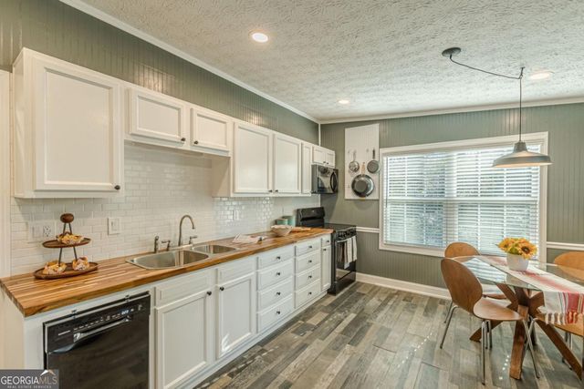 3297 College Street, College Park, GA 30337