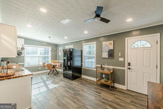 3297 College Street, College Park, GA 30337
