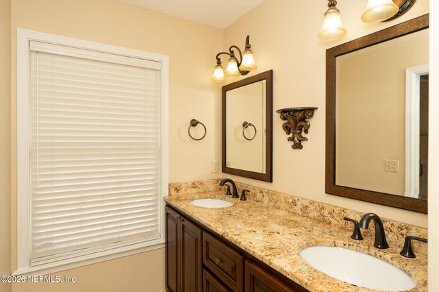 13177 CRICKET COVE Road N, Jacksonville, FL 32224