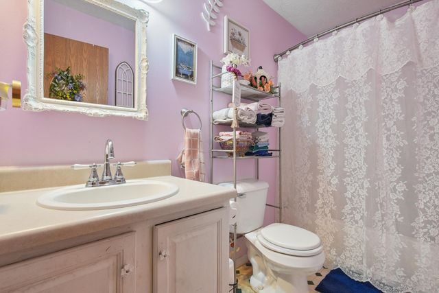 538 Thompson Avenue, Ashville, OH 43103