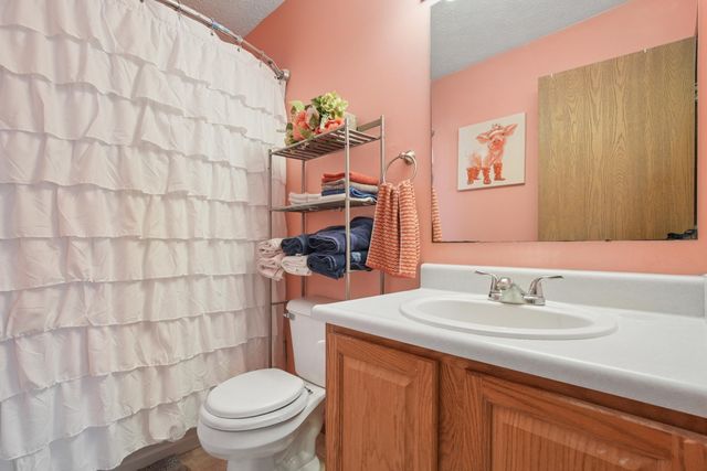 538 Thompson Avenue, Ashville, OH 43103