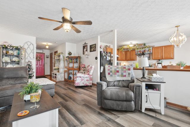538 Thompson Avenue, Ashville, OH 43103