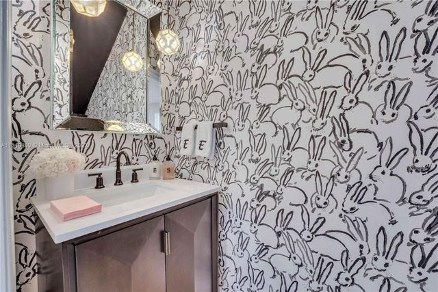 2957 St Thomas Drive, Cooper City, FL 33024