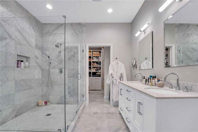 2957 St Thomas Drive, Cooper City, FL 33024