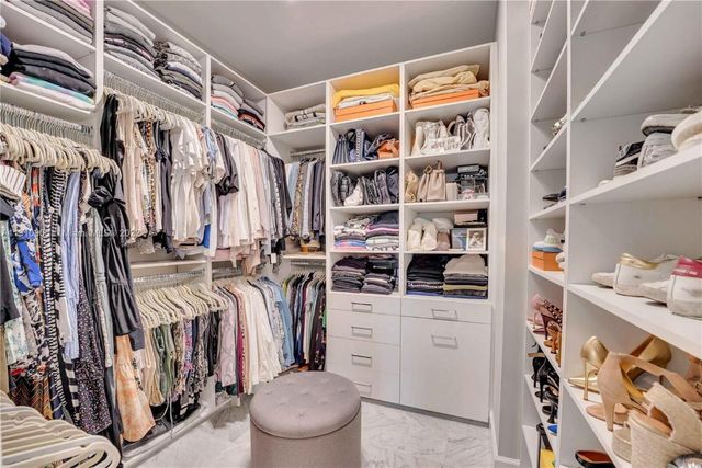 2957 St Thomas Drive, Cooper City, FL 33024