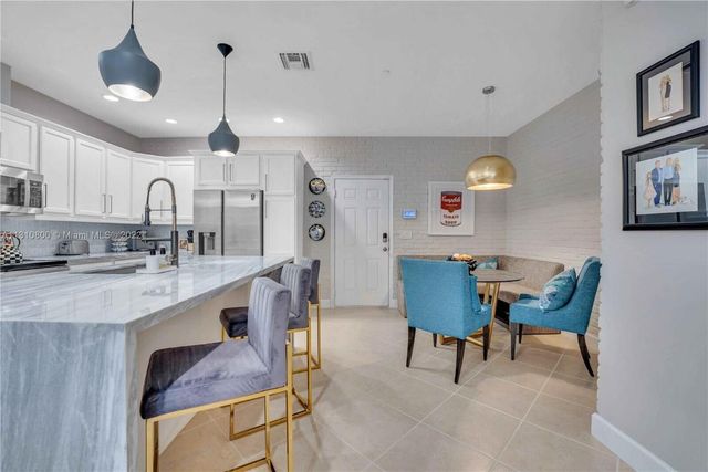 2957 St Thomas Drive, Cooper City, FL 33024