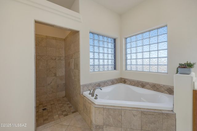 18361 S Camino Chuboso, Vail, AZ 85641