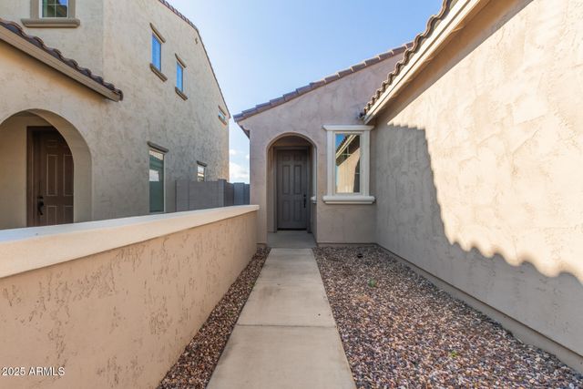 5520 N 176TH Lane, Litchfield Park, AZ 85340