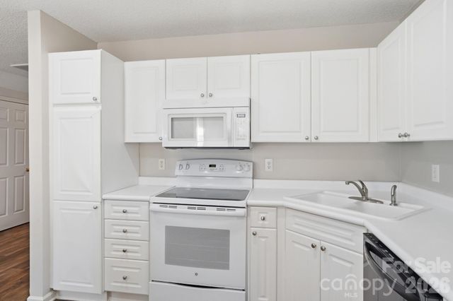 9415 Elizabeth Townes Lane, Charlotte, NC 28277