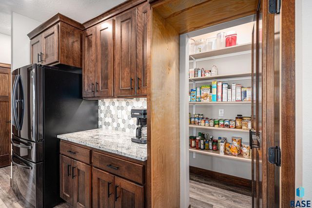 1604 W River Bend St Street, Brandon, SD 57005