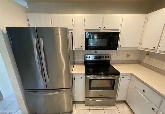 1403 SE 8th PL, Cape Coral, FL 33990