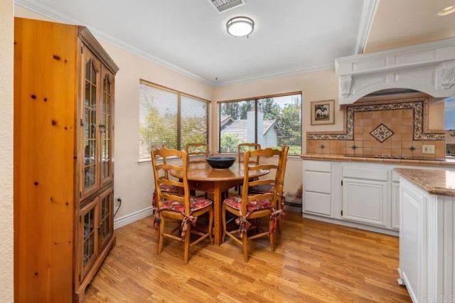 1344 Timberpond, El Cajon, CA 92019
