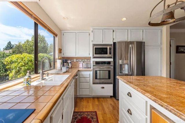 1344 Timberpond, El Cajon, CA 92019