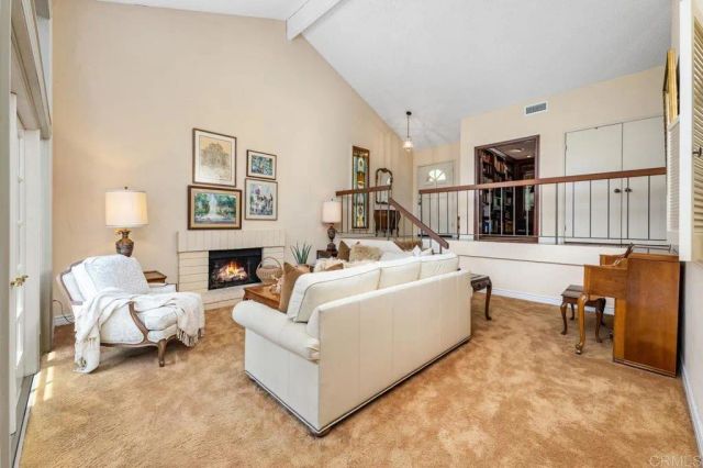 1344 Timberpond, El Cajon, CA 92019