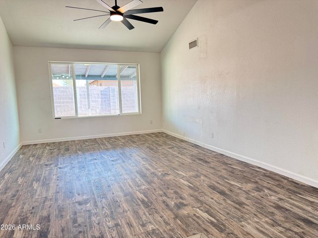 4235 W ASTER Drive, Phoenix, AZ 85029