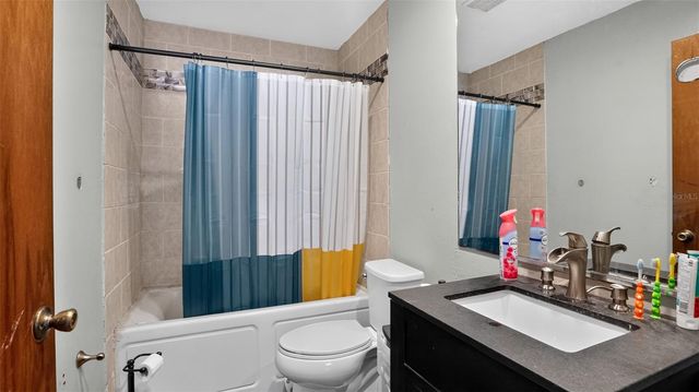 24 PECAN COURSE LOOP, Ocala, FL 34472