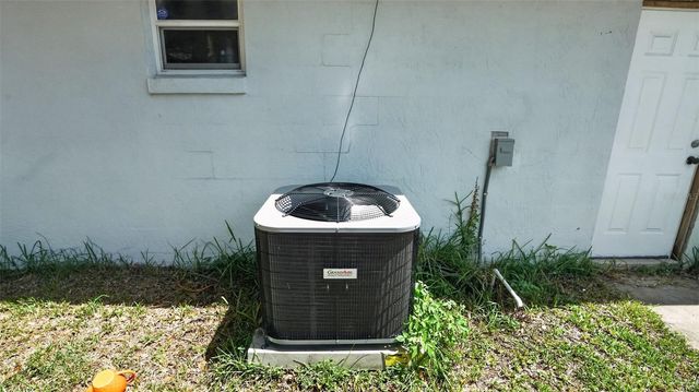 24 PECAN COURSE LOOP, Ocala, FL 34472