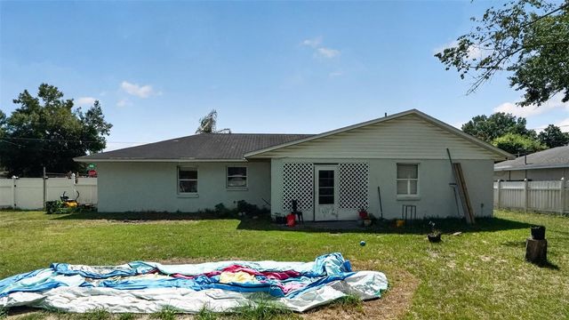 24 PECAN COURSE LOOP, Ocala, FL 34472