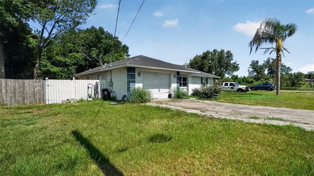 24 PECAN COURSE LOOP, Ocala, FL 34472