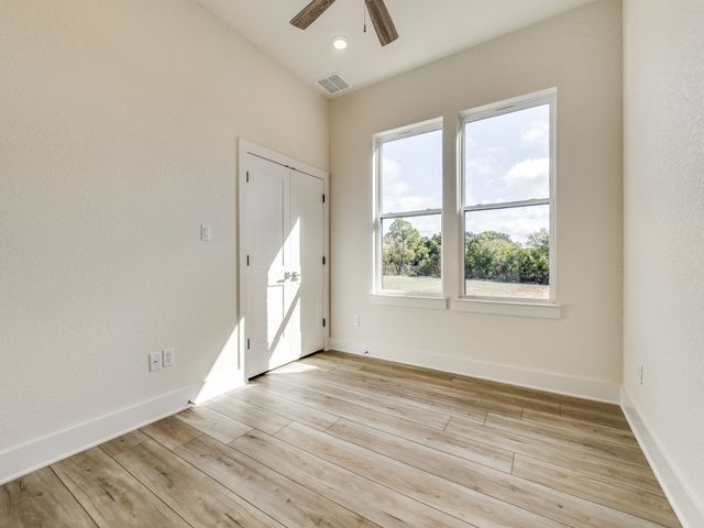300 County Road 3141, Decatur, TX 76234