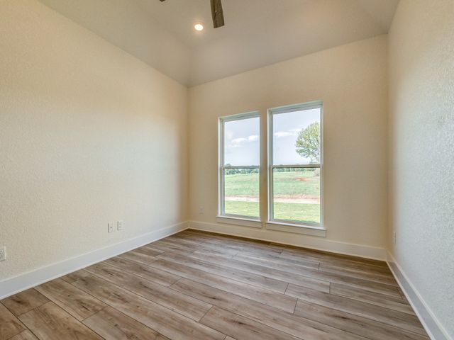 300 County Road 3141, Decatur, TX 76234