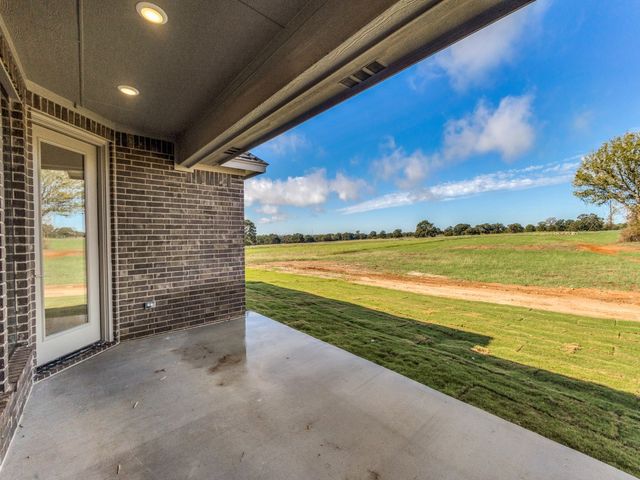 300 County Road 3141, Decatur, TX 76234