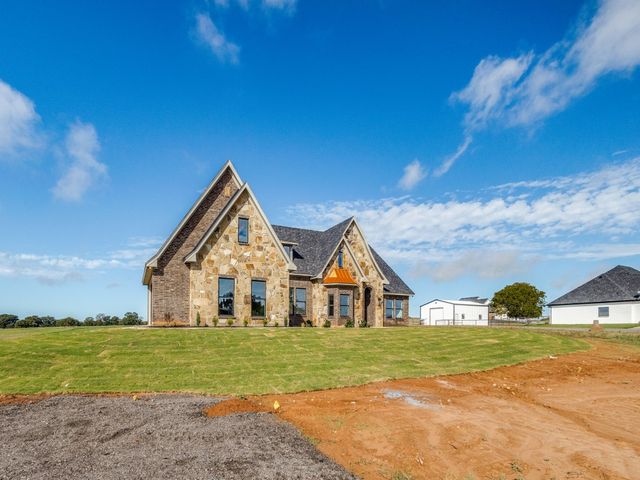 300 County Road 3141, Decatur, TX 76234