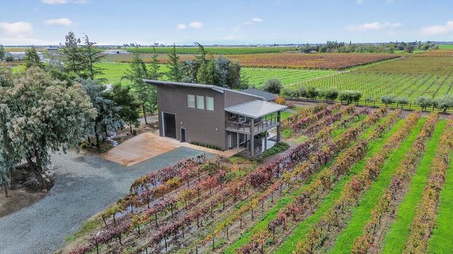 14275 N Neeley Rd, Lodi, CA 95242