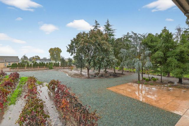 14275 N Neeley Rd, Lodi, CA 95242