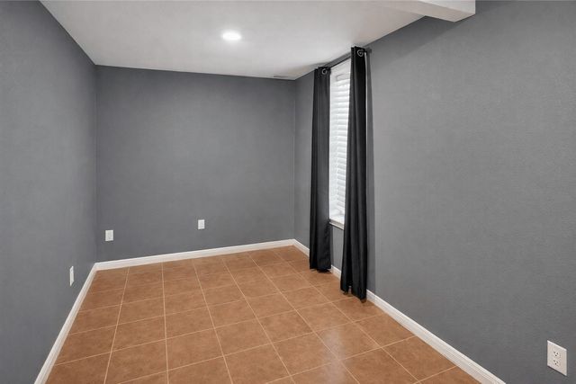 5118 Avenue M, Galveston, TX 77551